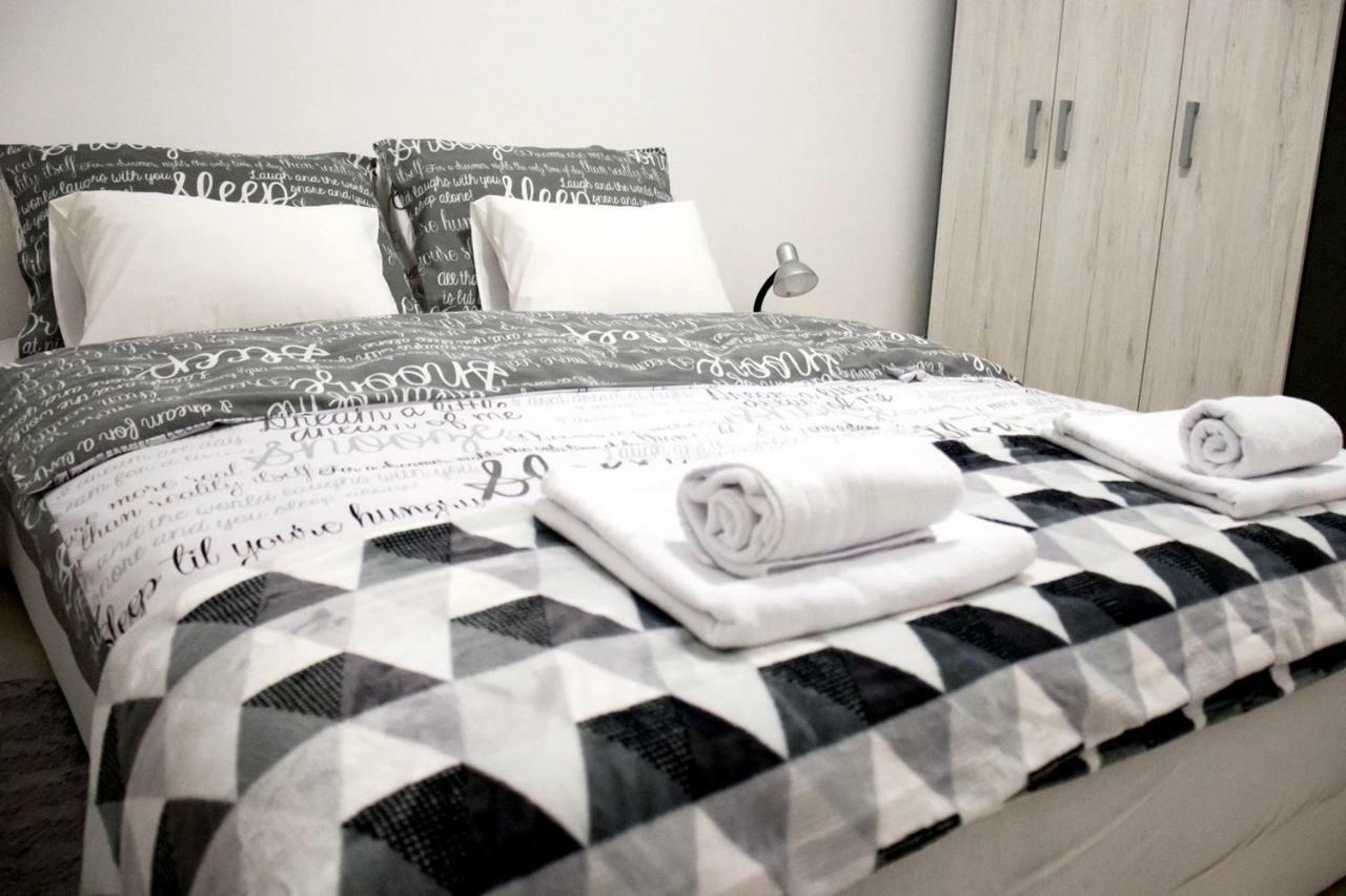 Apartman Pampas Osijek Exteriör bild