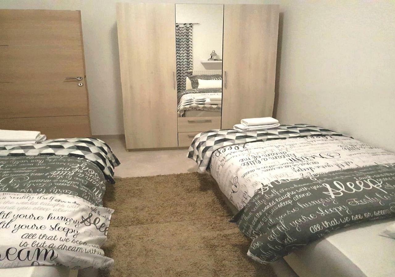 Apartman Pampas Osijek Exteriör bild