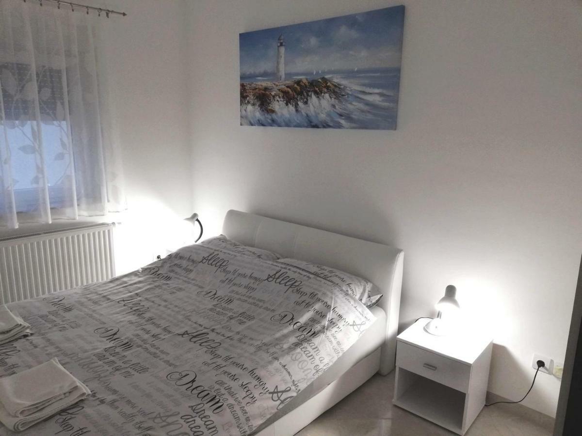 Apartman Pampas Osijek Exteriör bild